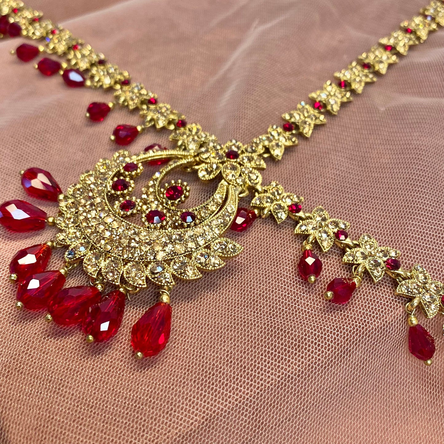 Golden/ Maroon Mathapatti (Headband) /Indian/Pakistani/Fashion Jewellery/ Bridal Forehead Jewellery Headpiece/Bollywood /phoolpatti