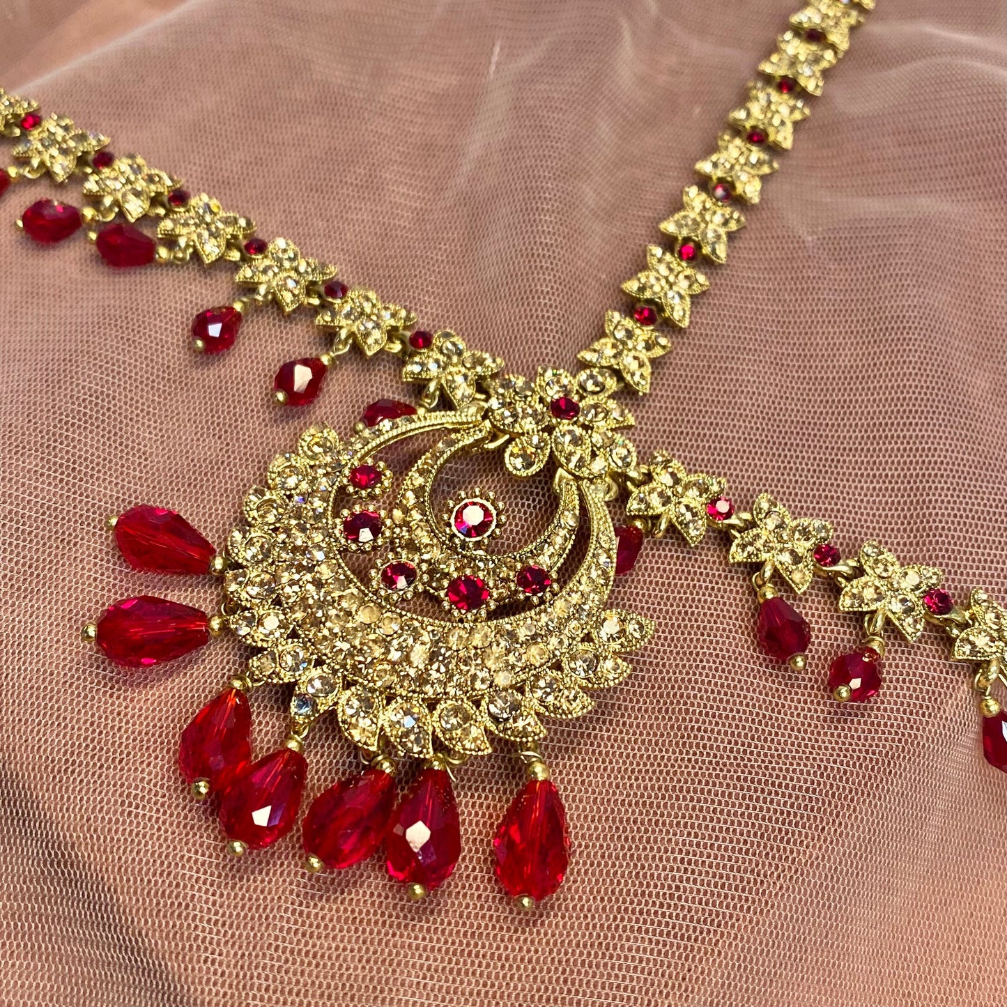 Golden/ Maroon Mathapatti (Headband) /Indian/Pakistani/Fashion Jewellery/ Bridal Forehead Jewellery Headpiece/Bollywood /phoolpatti