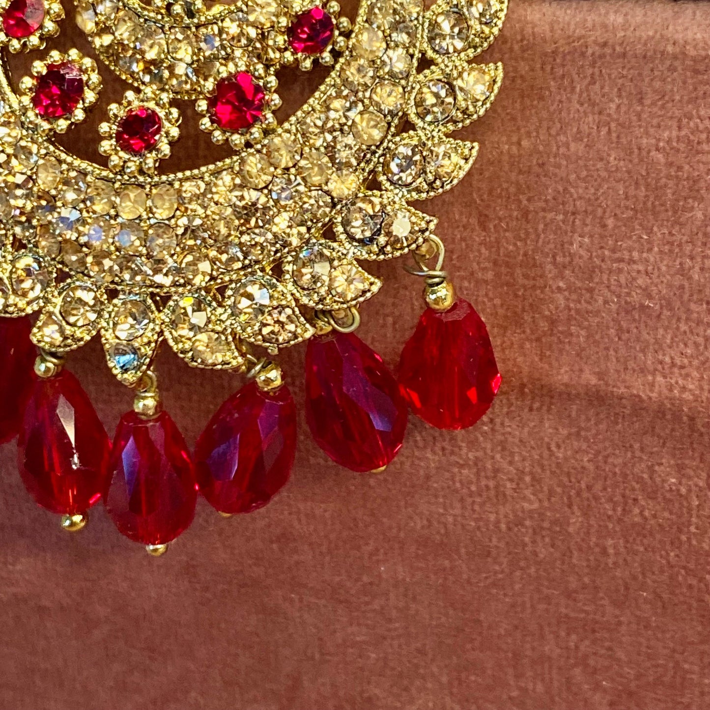 Golden/ Maroon Mathapatti (Headband) /Indian/Pakistani/Fashion Jewellery/ Bridal Forehead Jewellery Headpiece/Bollywood /phoolpatti