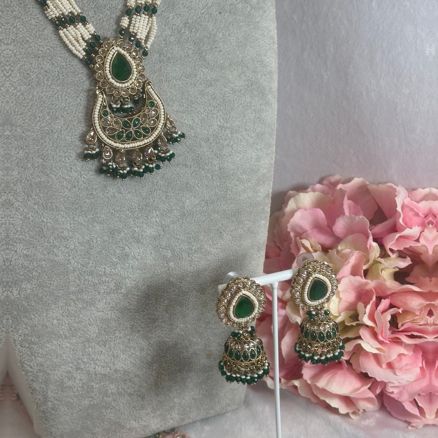 Green Short Mala Necklace Set Earring/ Tikka/ Tikli/ Indian/ Pakistani/Fashion Jewellery/ Gift for Women