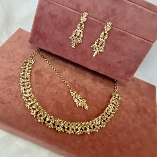 Stunning Necklace Set - Antique Gold