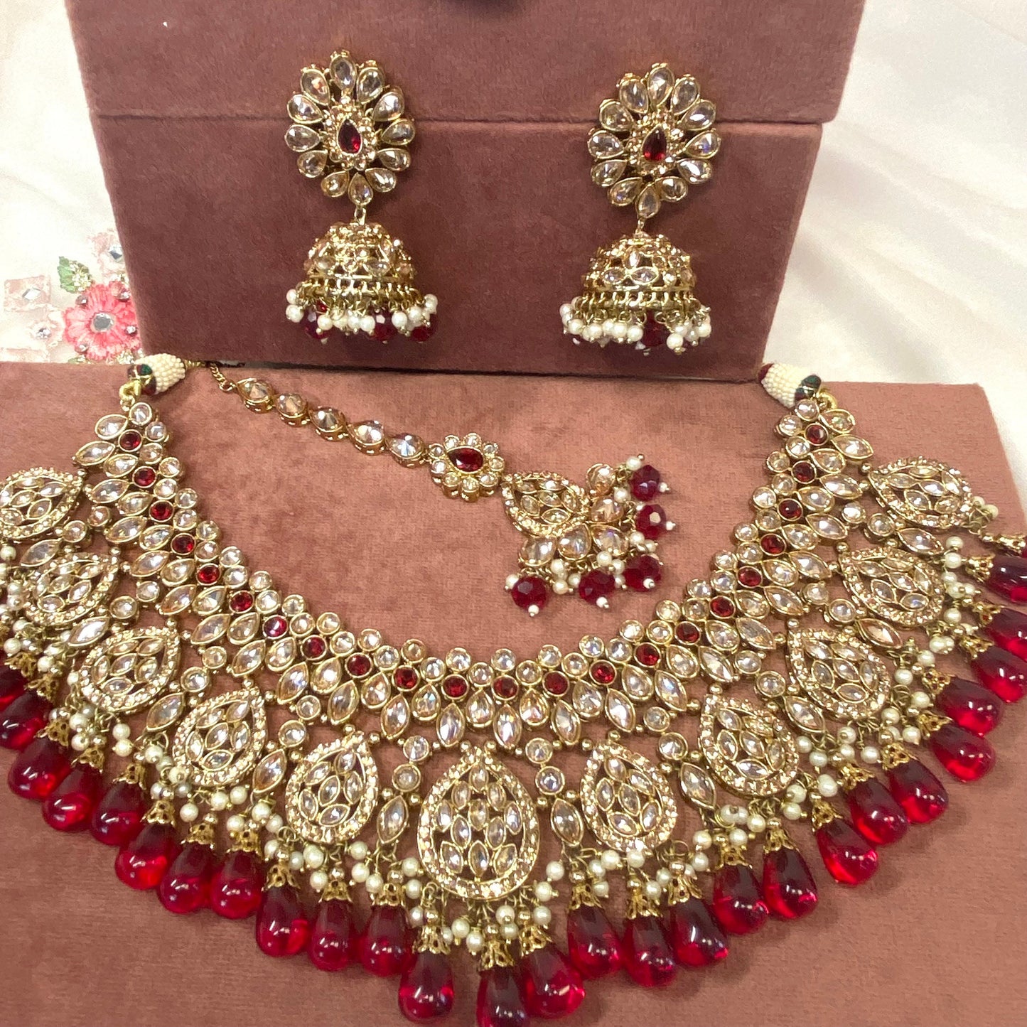 Maroon Bridal Necklace Set Indian/ Pakistani Style/Necklace/ Earring/Tikka/Wedding