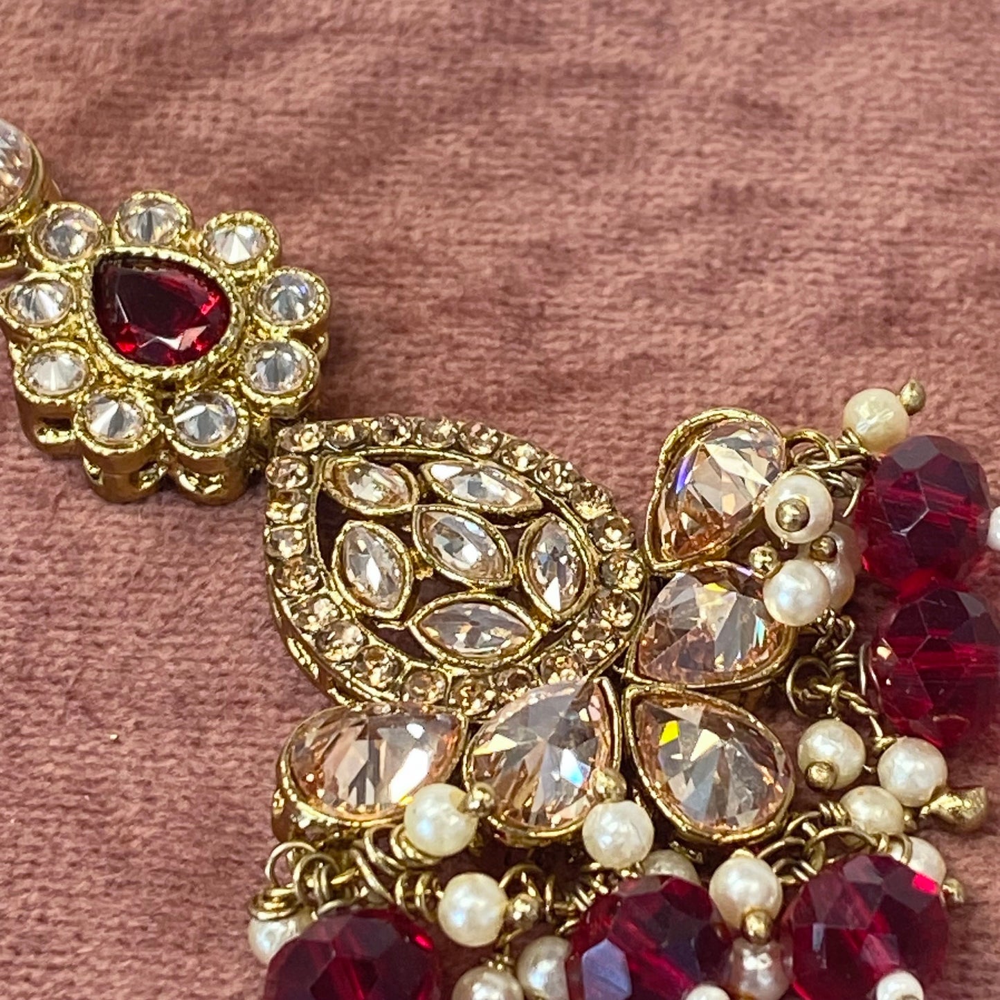 Champagne/ Maroon Tikka