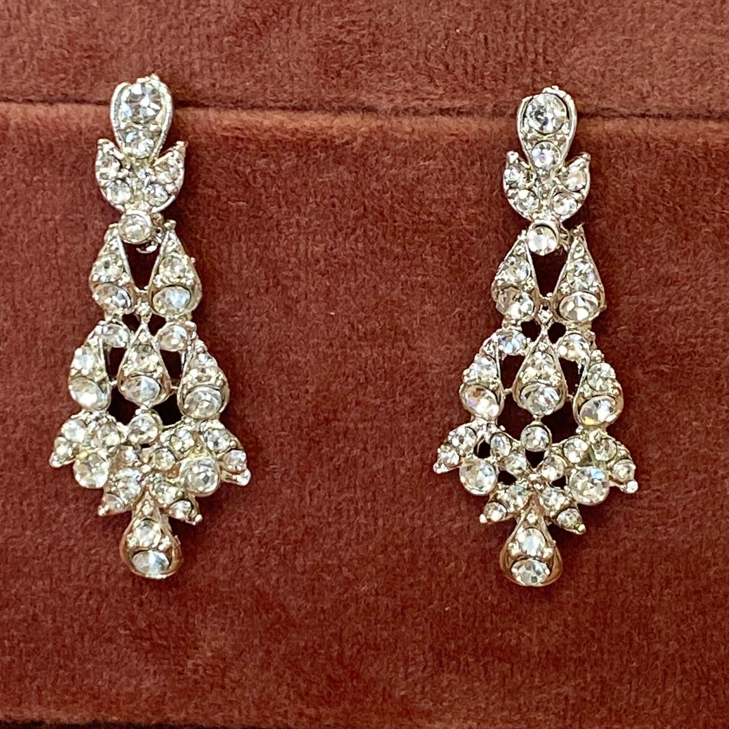 Stunning Necklace Set - Silver