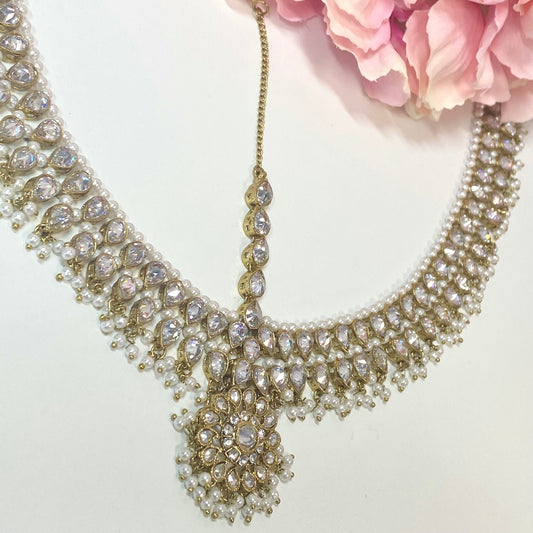 Antique Gold and Clear Mathapatti