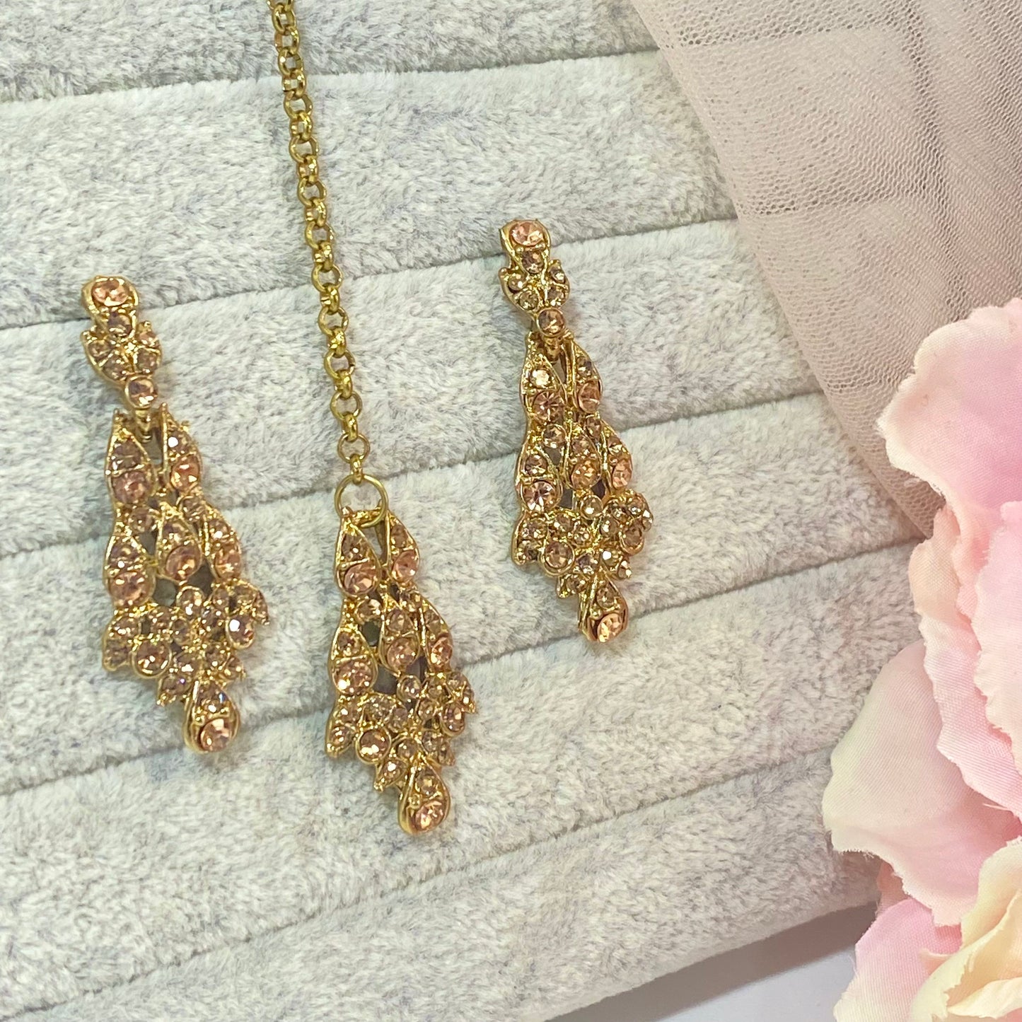 Elegant Earring and Tikka Set- Pink