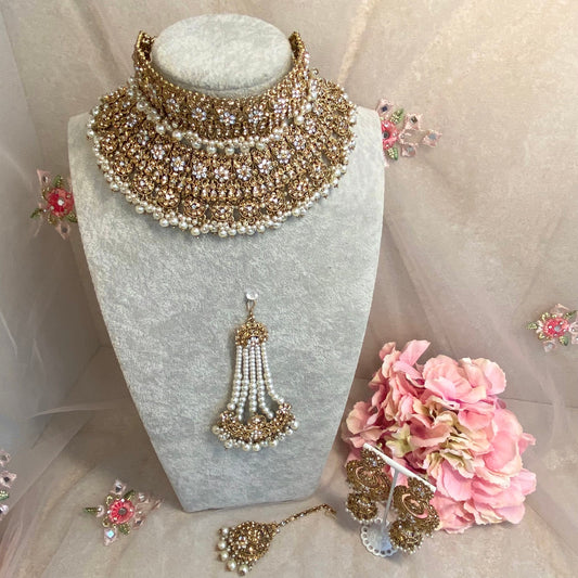 Golden Full Bridal set/ Indian/ Pakistani Style/ Choker/ Earring/ Tikka/Wedding