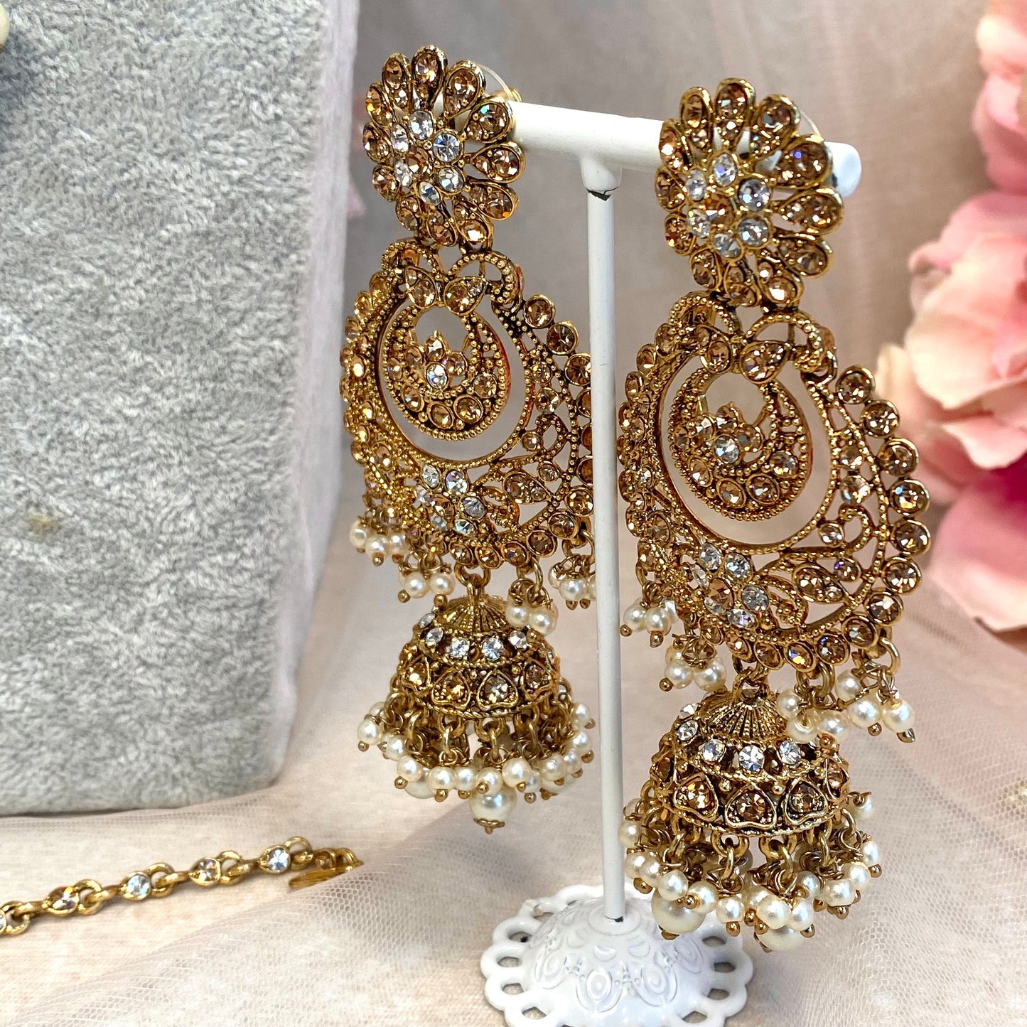 Golden Full Bridal set/ Indian/ Pakistani Style/ Choker/ Earring/ Tikka/Wedding