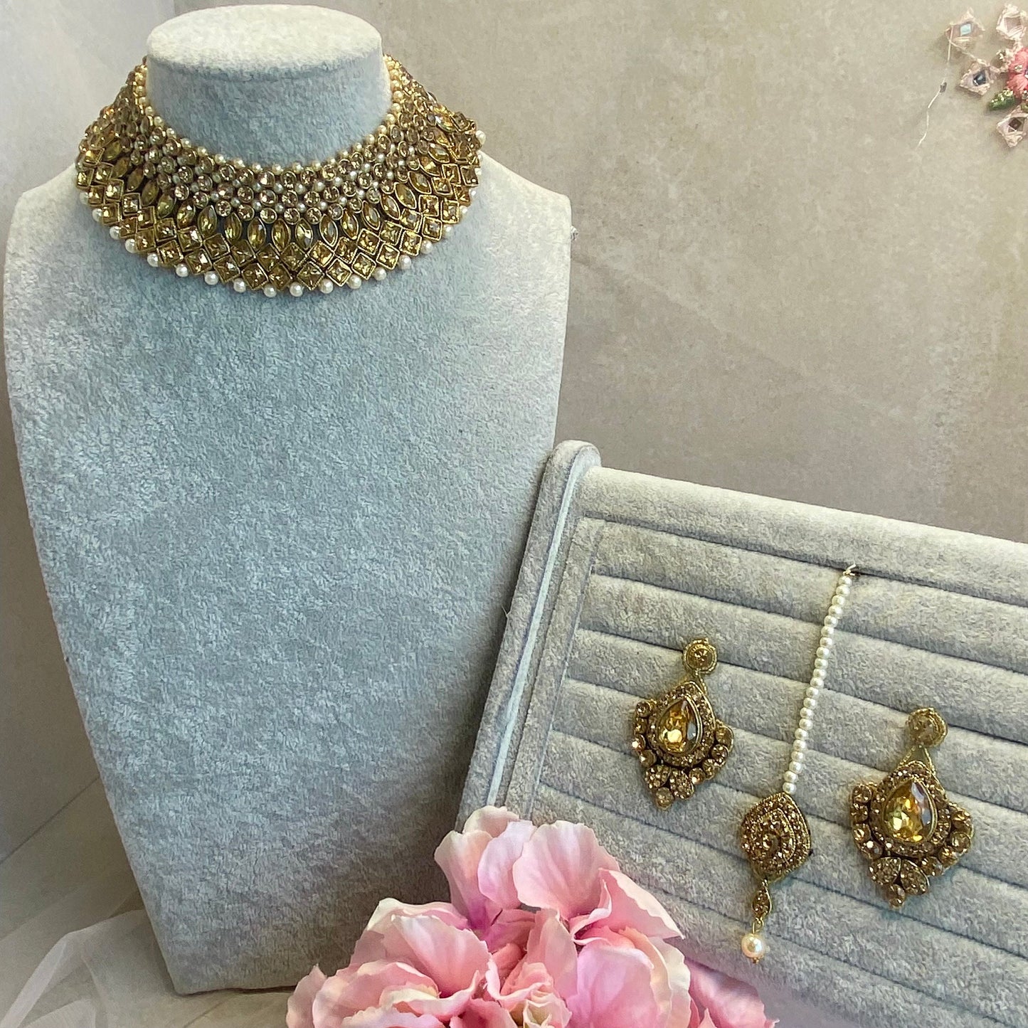 Golden Necklace set