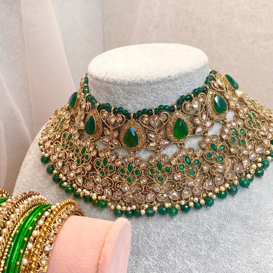 Green Necklace - Champagne