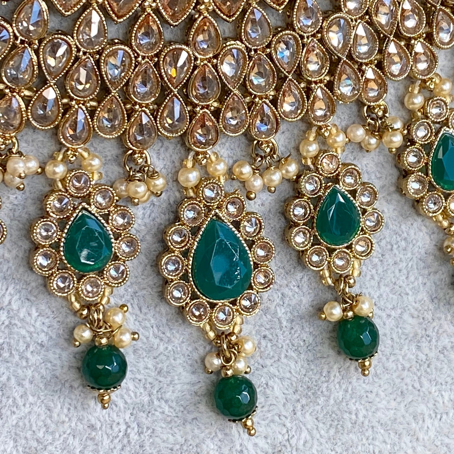 Green Statement Bridal Necklace!/ Unique Style/ Indian/ Pakistani/Fashion Jewellery/ Gift for Women
