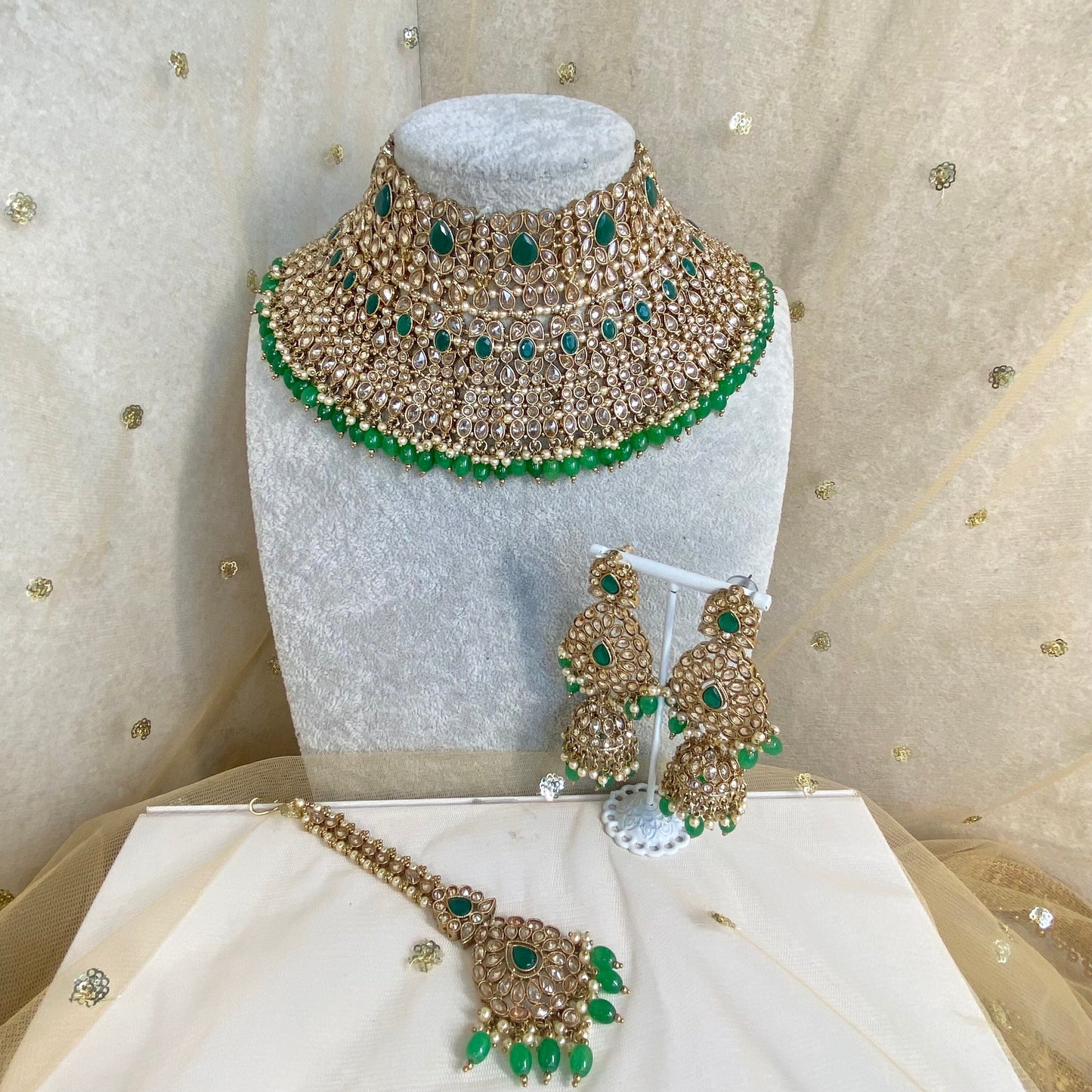 Green Bridal Necklace set Indian/ Pakistani Style/ Wedding/ Fashion Jewellery/ Necklace set