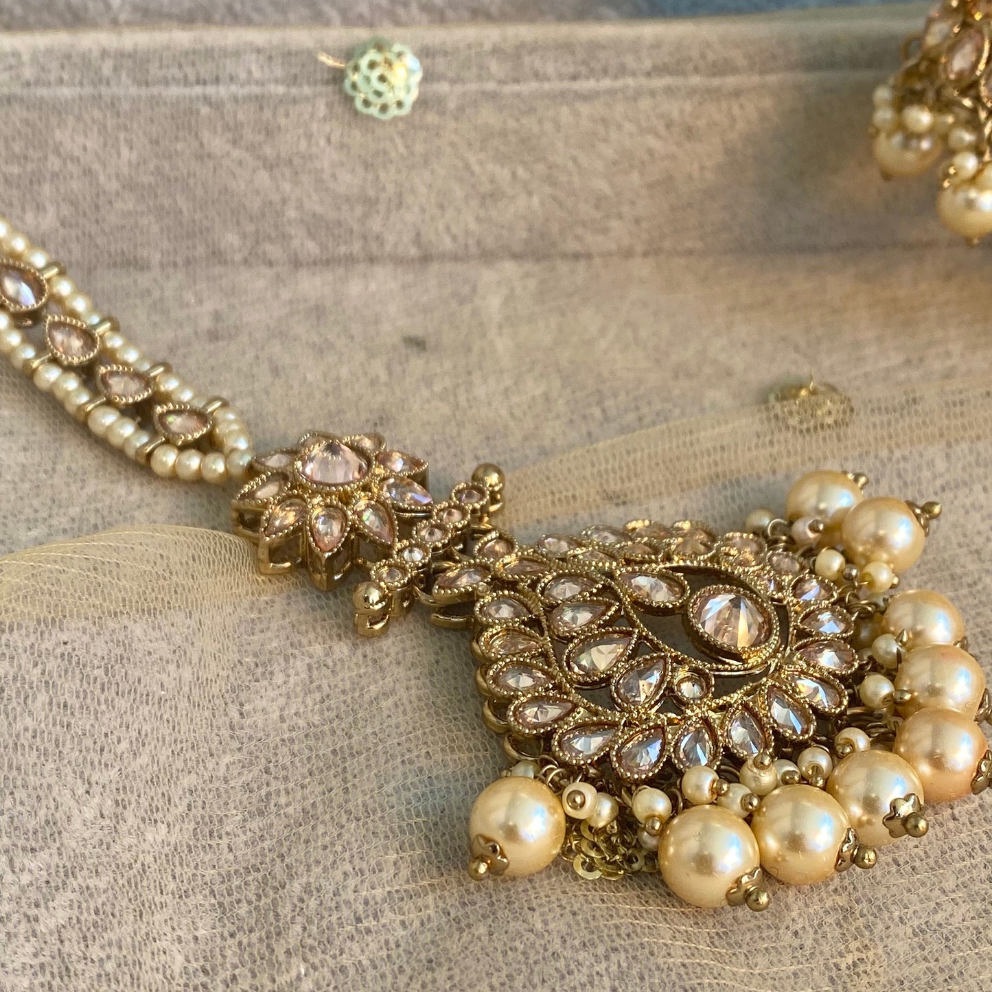 Gold/Pearl Bridal Set with Nose Ring Indian/ Pakistani Style/ Wedding/ Fashion Jewellery/ Necklace set