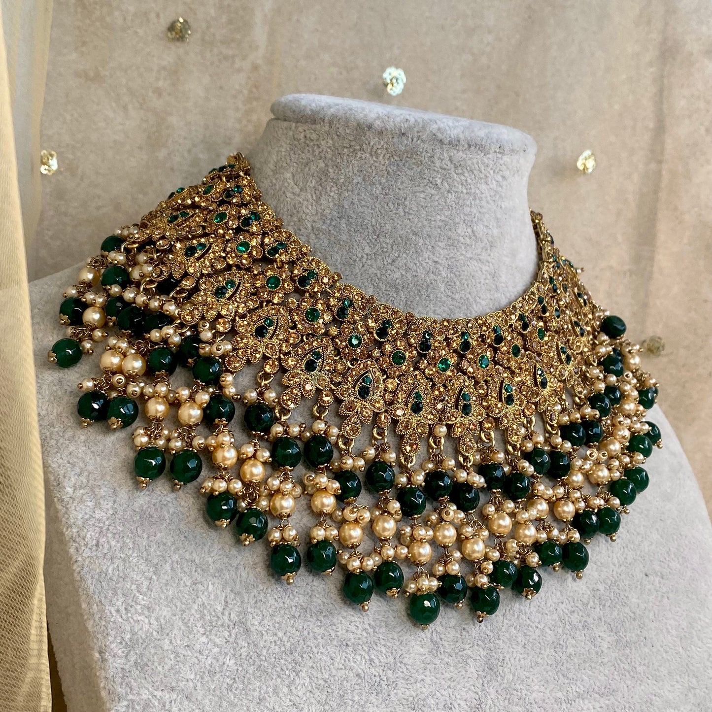 Large Green and Gold Bridal Necklace set Indian/ Pakistani Style/ Wedding/ Fashion Jewellery/ Necklace set
