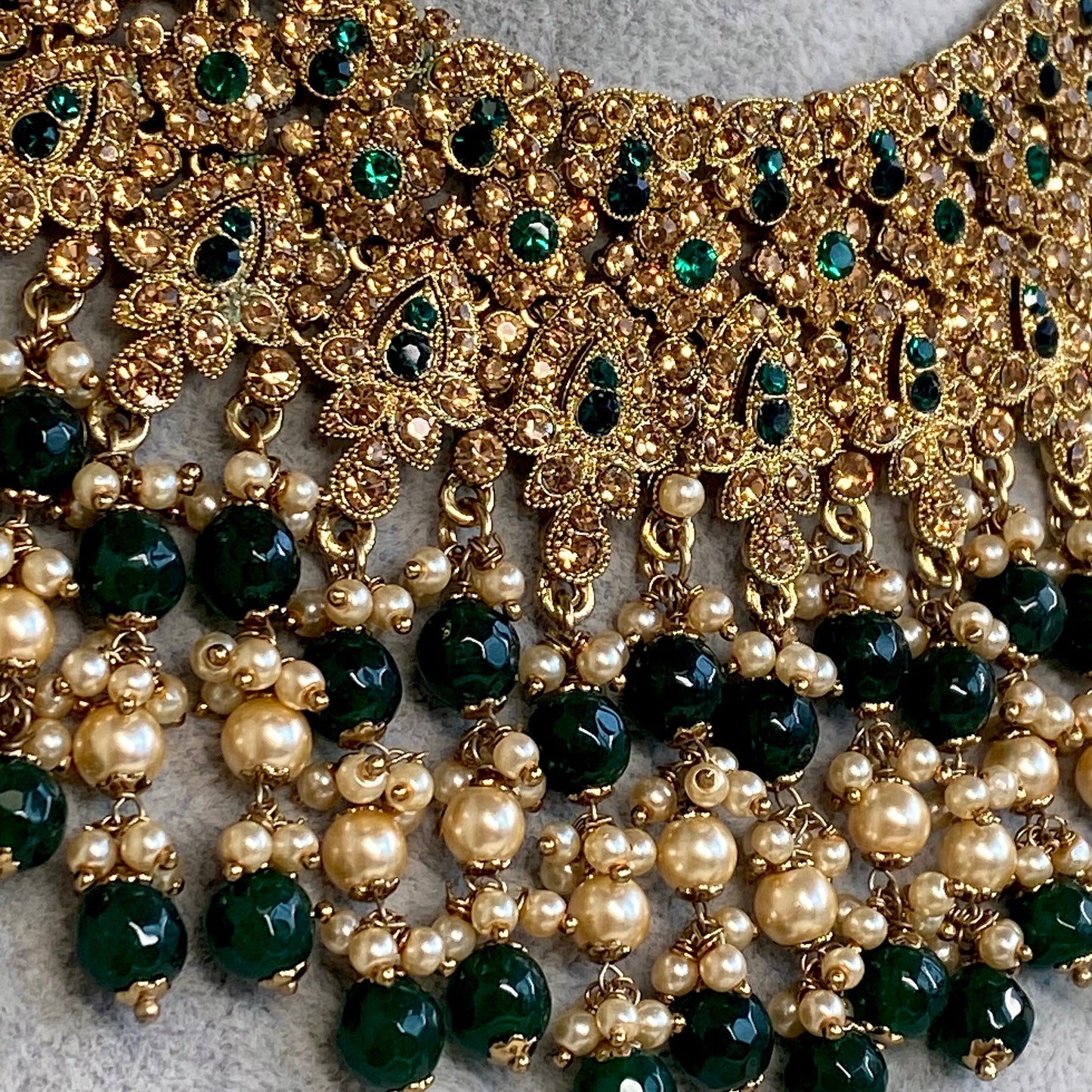 Large Green and Gold Bridal Necklace set Indian/ Pakistani Style/ Wedding/ Fashion Jewellery/ Necklace set