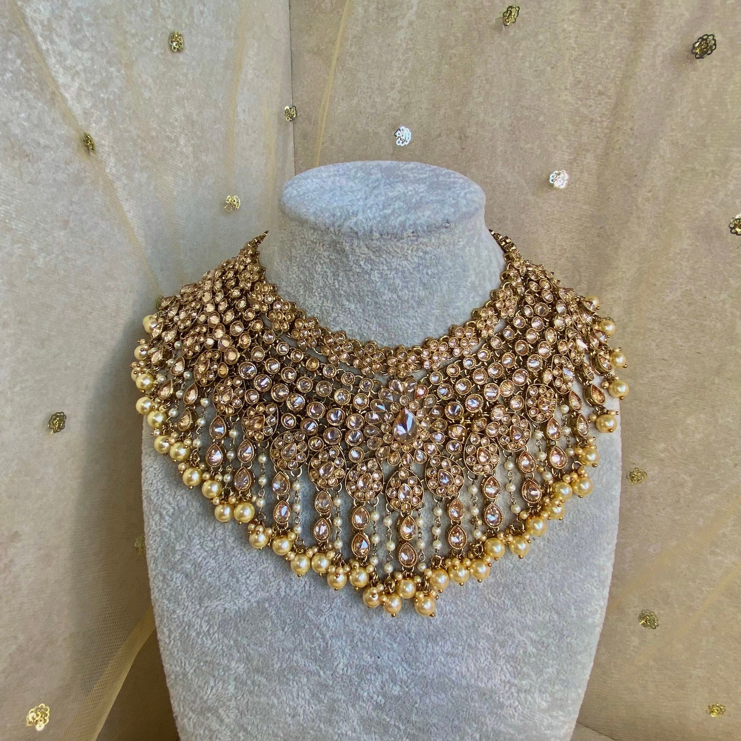 Gold/ Pearl/ Statement Bridal Necklace!/ Unique Style/ Indian/ Pakistani/Fashion Jewellery/ Gift for Women