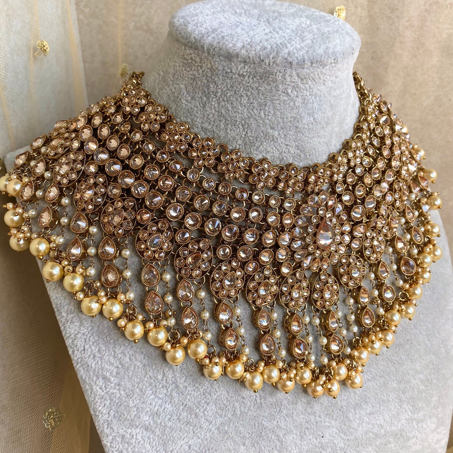 Gold/ Pearl/ Statement Bridal Necklace!/ Unique Style/ Indian/ Pakistani/Fashion Jewellery/ Gift for Women