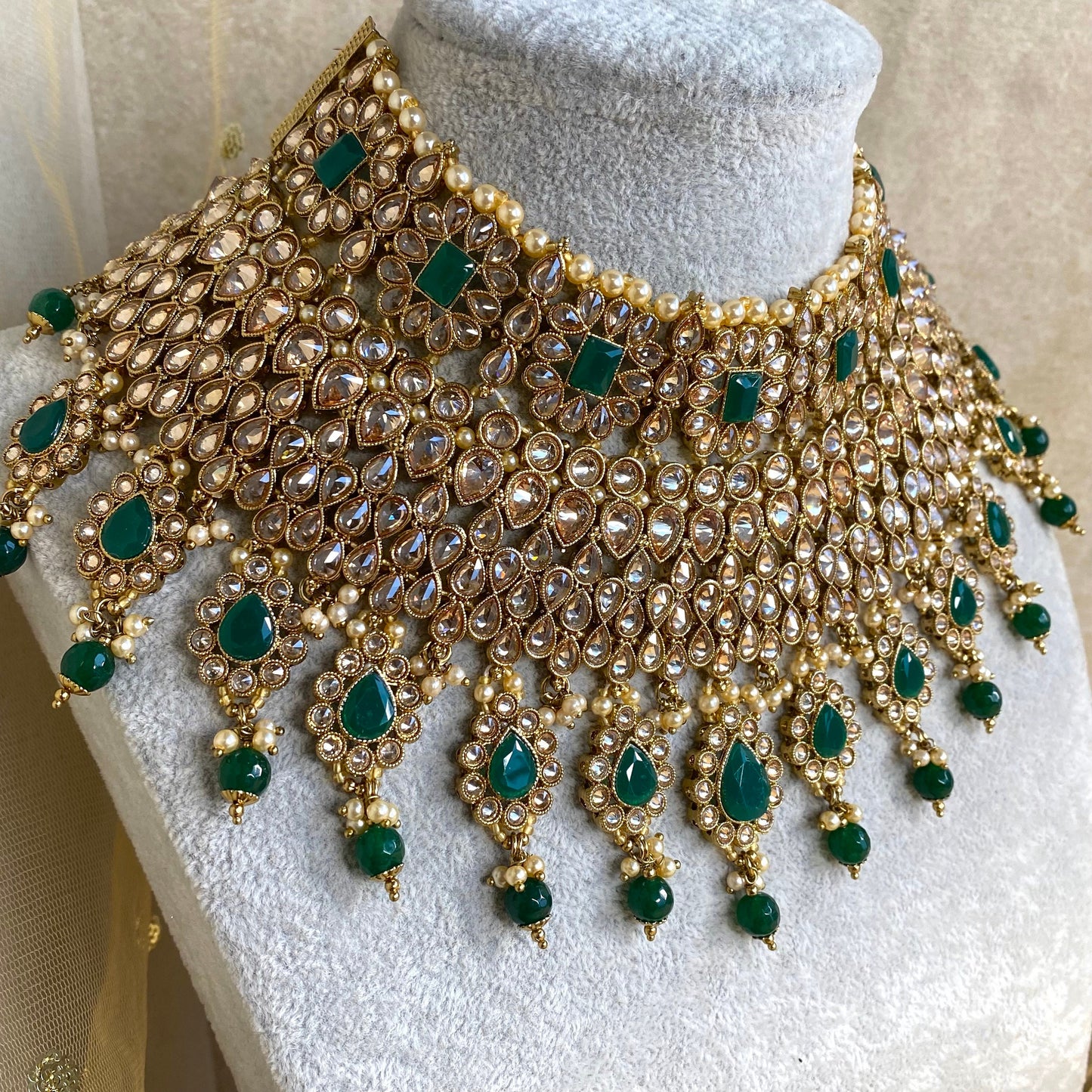 Green Statement Bridal Necklace!/ Unique Style/ Indian/ Pakistani/Fashion Jewellery/ Gift for Women