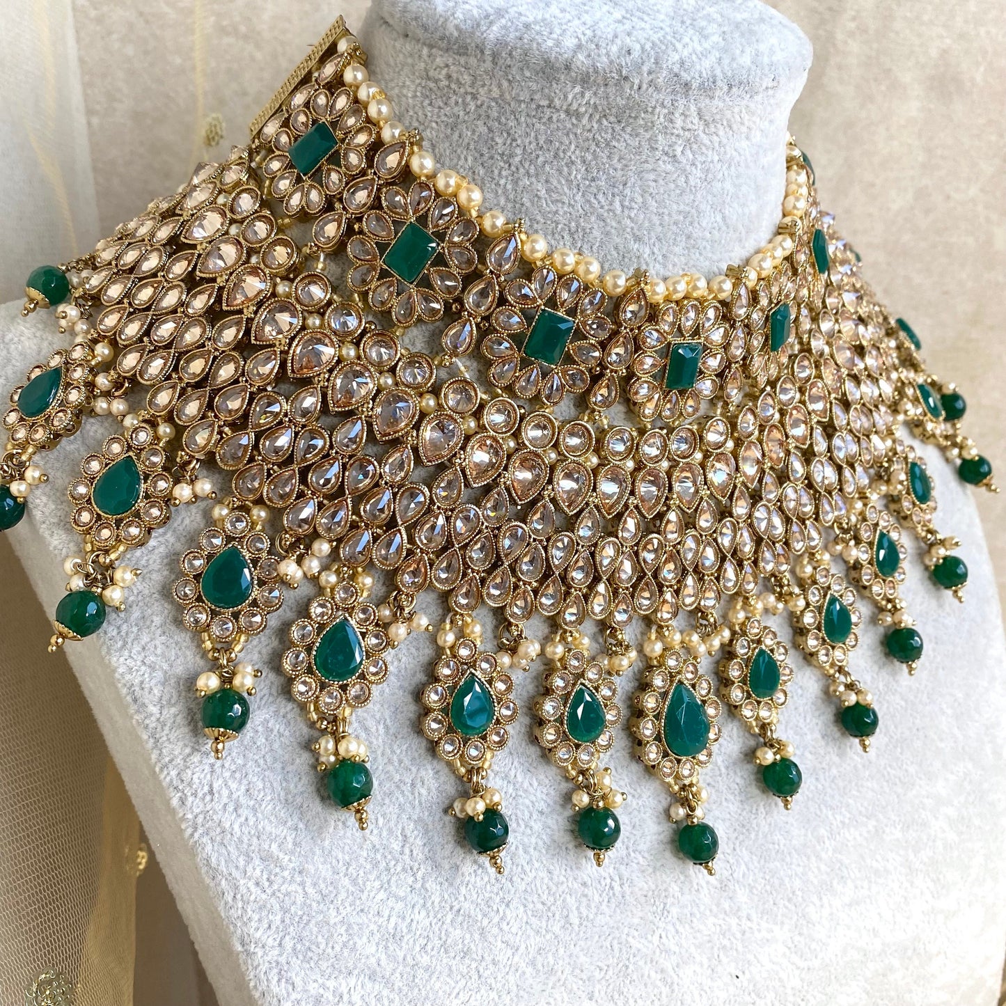 Green Statement Bridal Necklace!/ Unique Style/ Indian/ Pakistani/Fashion Jewellery/ Gift for Women