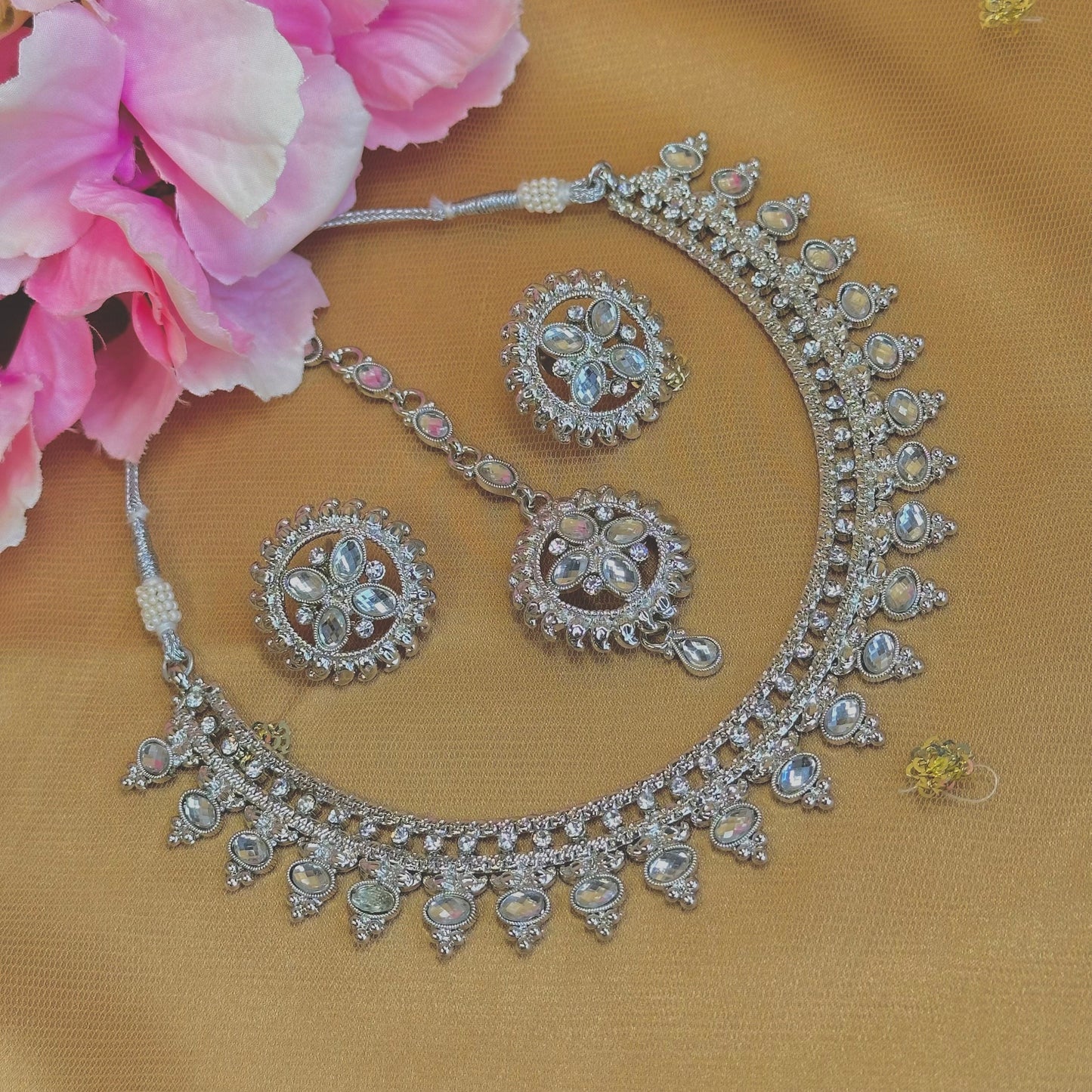 Silver Necklace Set Earring/ Tikka/ Tikli/ Indian/ Pakistani/Fashion Jewellery/ Gift for Women