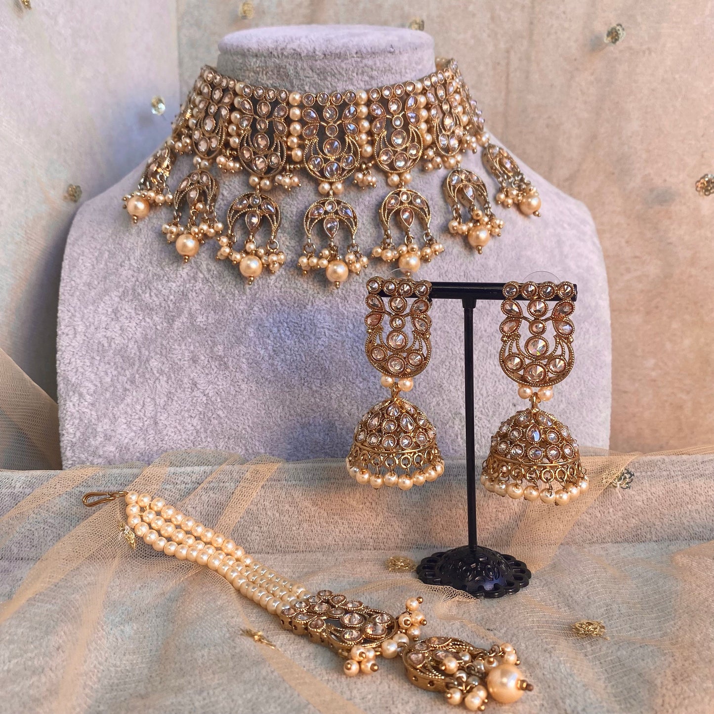 Golden and Pearl Choker set Earring/ Tikka/ Tikli/ Indian/ Pakistani/Fashion Jewellery/ Gift for Women