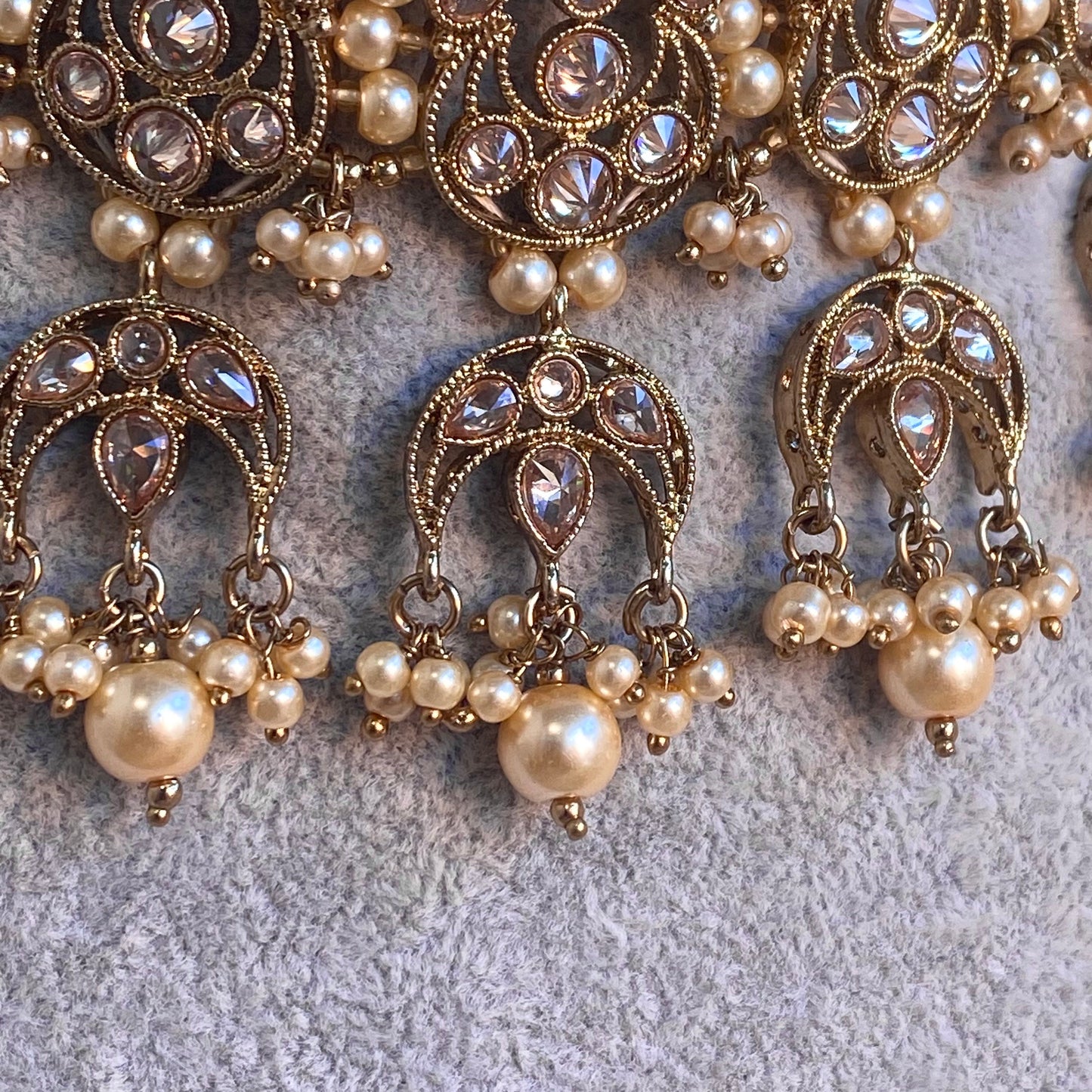 Golden and Pearl Choker set Earring/ Tikka/ Tikli/ Indian/ Pakistani/Fashion Jewellery/ Gift for Women