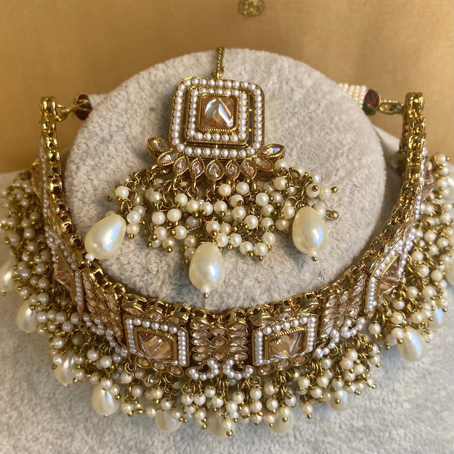 Champagne Choker Set - Pearl