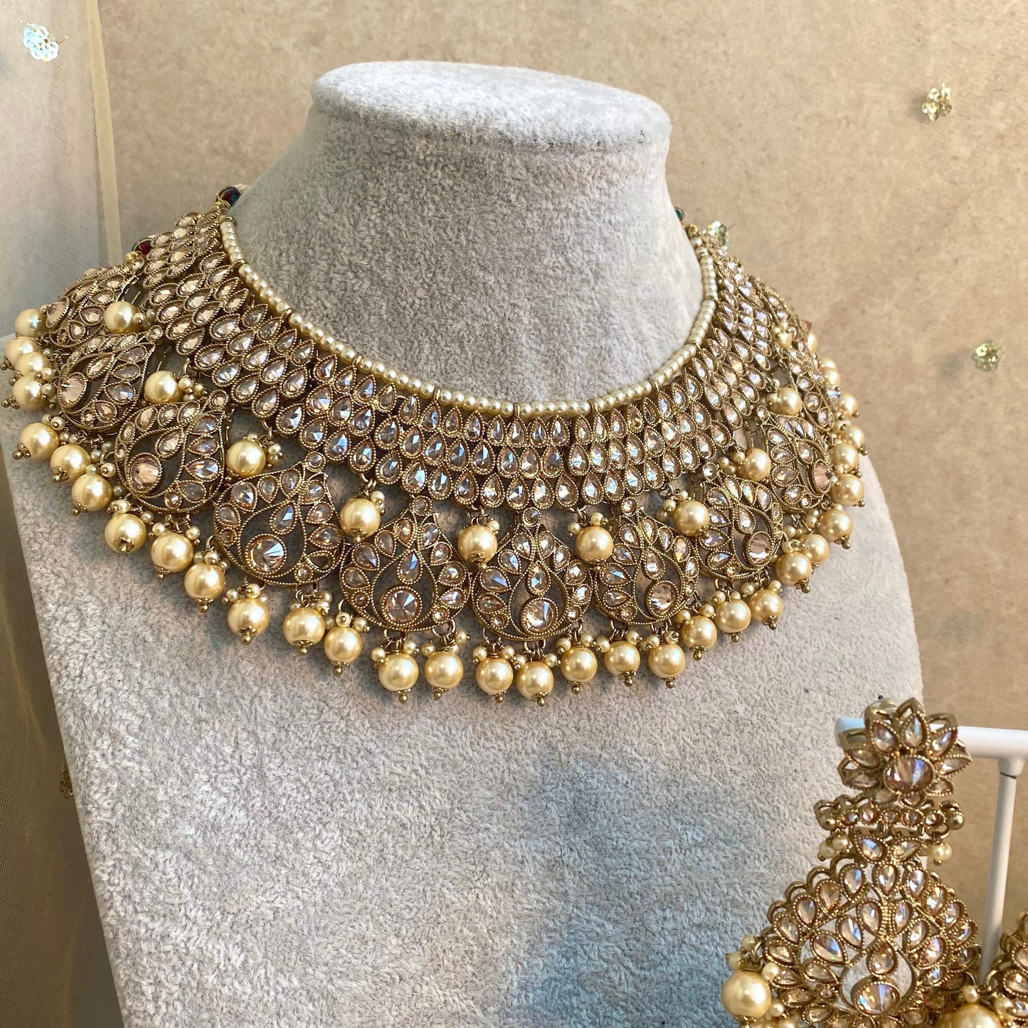 Gold/Pearl Bridal Set with Nose Ring Indian/ Pakistani Style/ Wedding/ Fashion Jewellery/ Necklace set