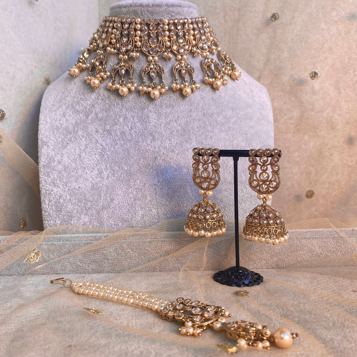 Golden and Pearl Choker set Earring/ Tikka/ Tikli/ Indian/ Pakistani/Fashion Jewellery/ Gift for Women