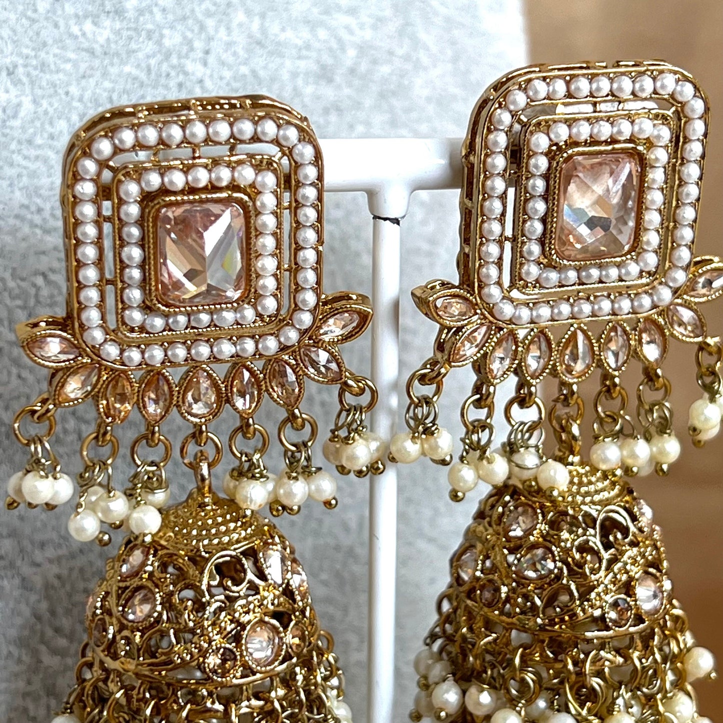 Champagne Choker Set - Pearl