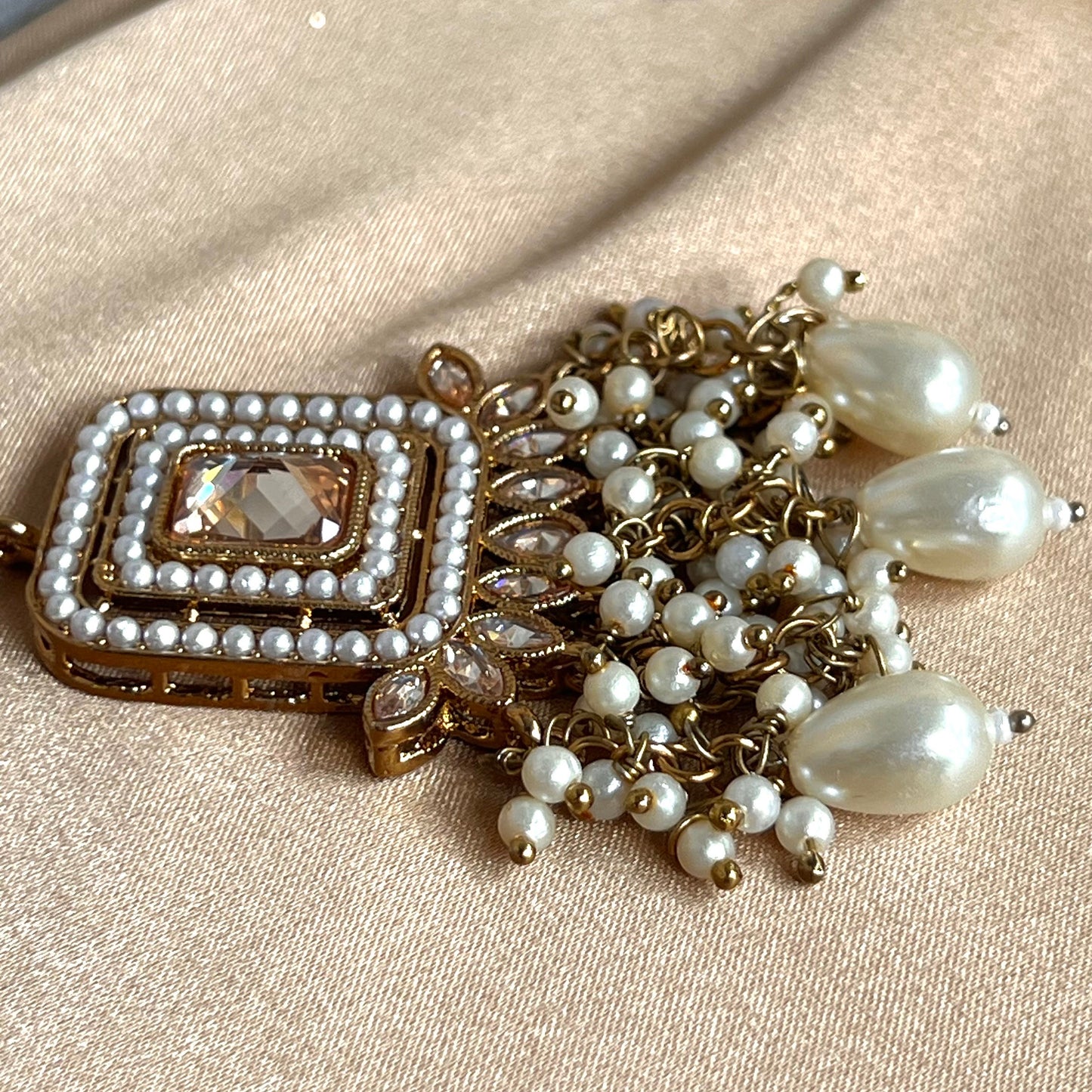 Champagne Choker Set - Pearl