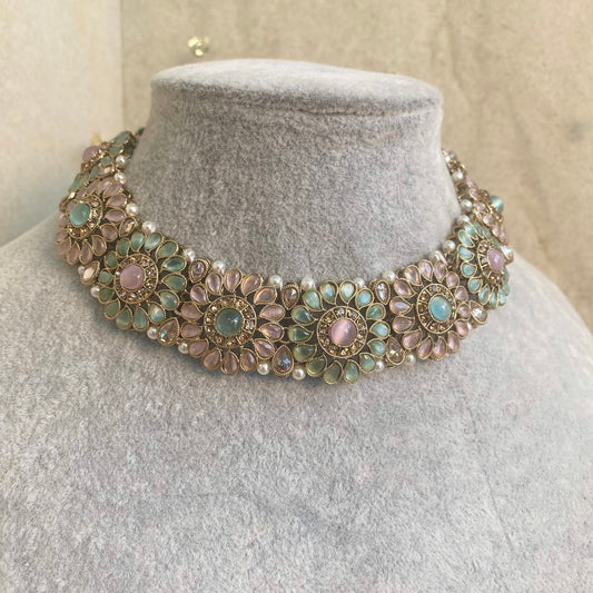 Peach and Mint Choker - Single
