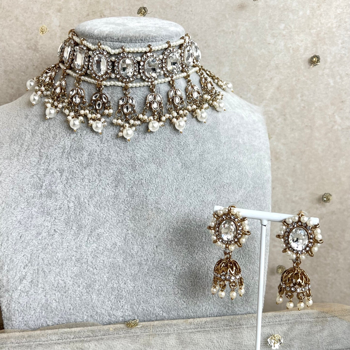 Clear/ Pearl Choker set Earring/ Tikka/ Tikli/ Indian/ Pakistani/Fashion Jewellery/ Gift for Women