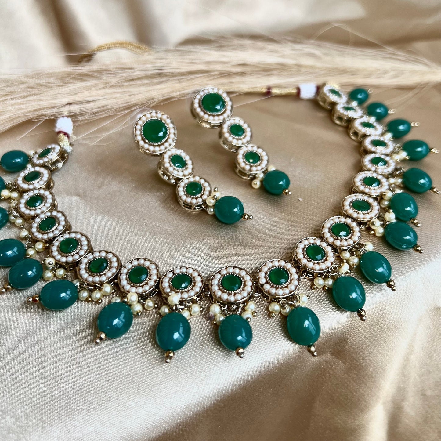 Green Necklace Set Earring/ Tikka/ Tikli/ Indian/ Pakistani/Fashion Jewellery/ Gift for Women