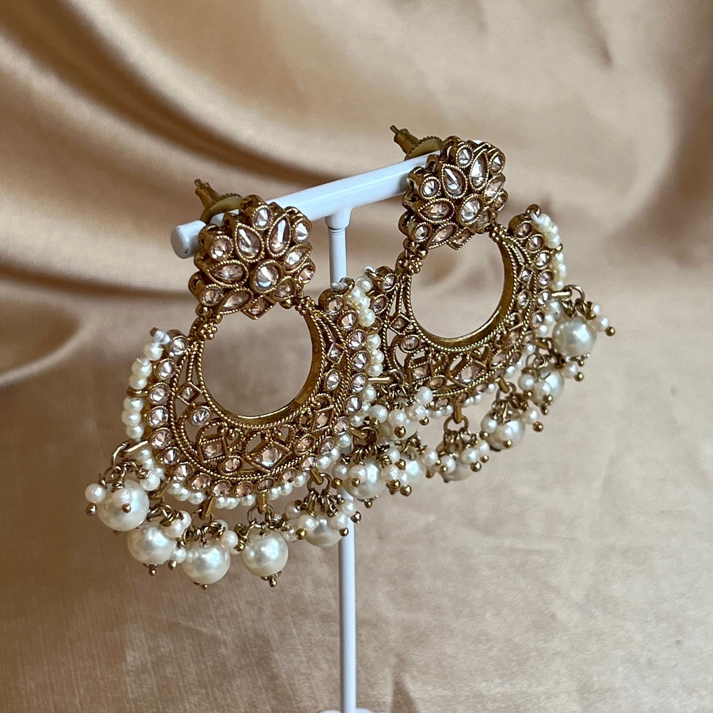 Crystal Earrings- Champagne / Pearl