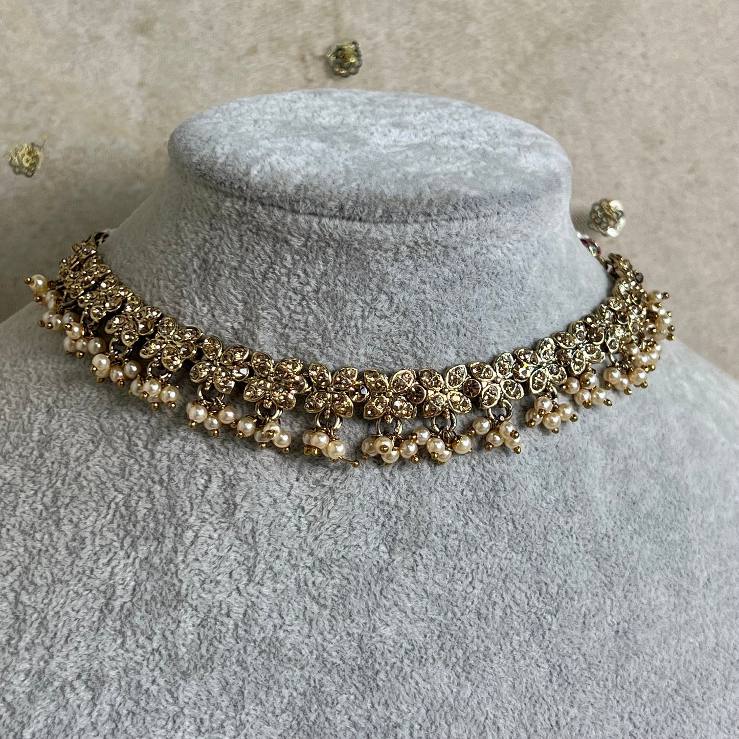 Golden Elegant Necklace- Single