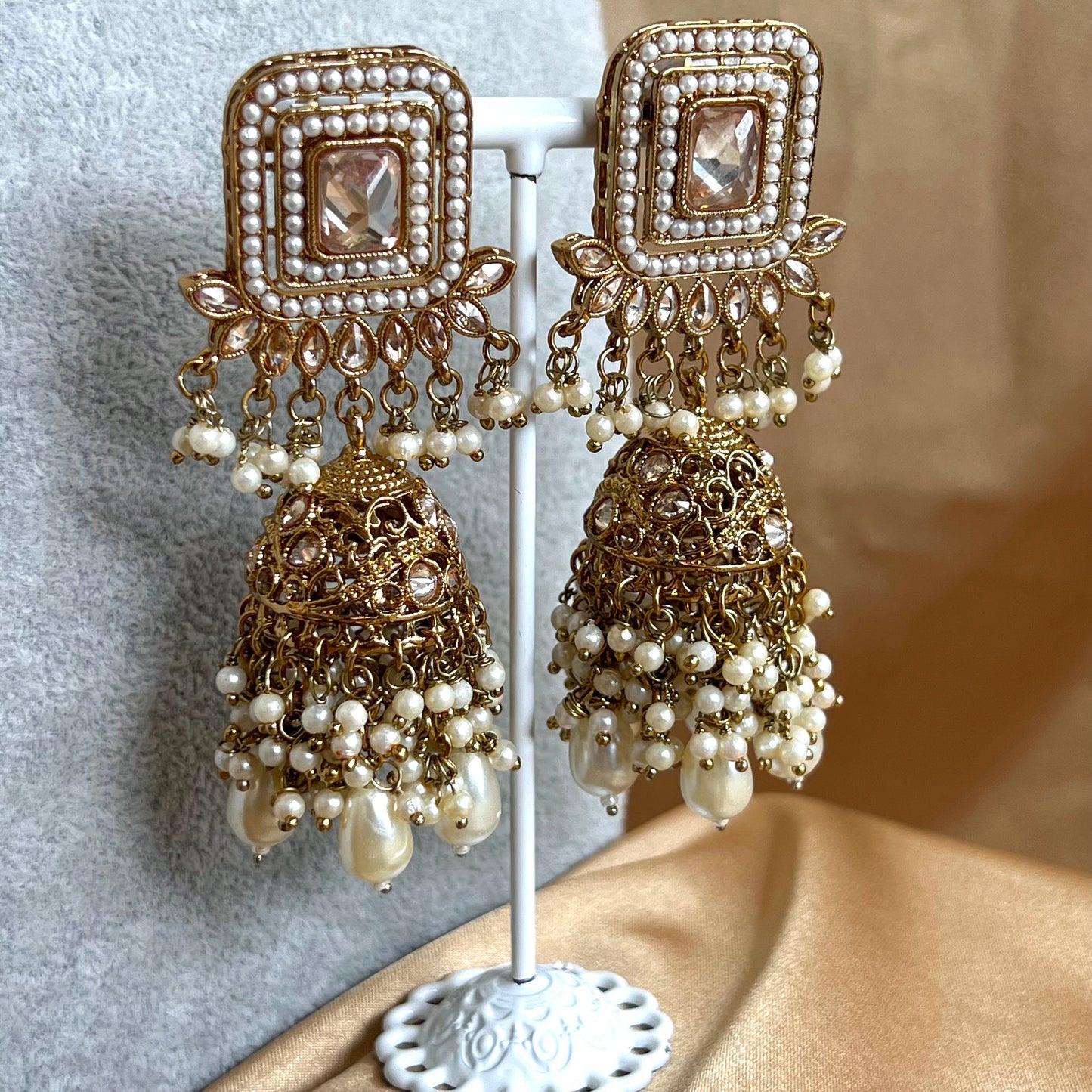 Champagne Choker Set - Pearl