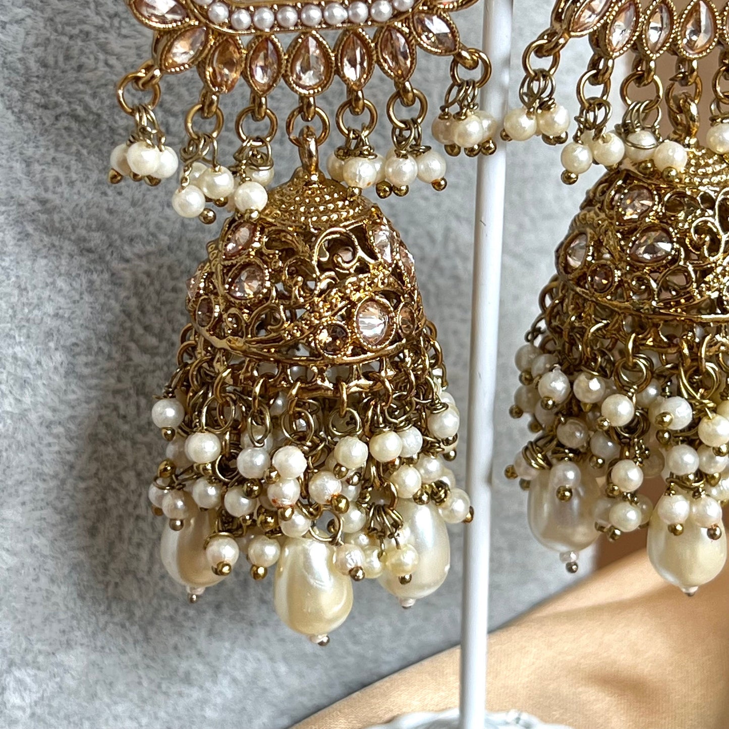 Champagne Choker Set - Pearl