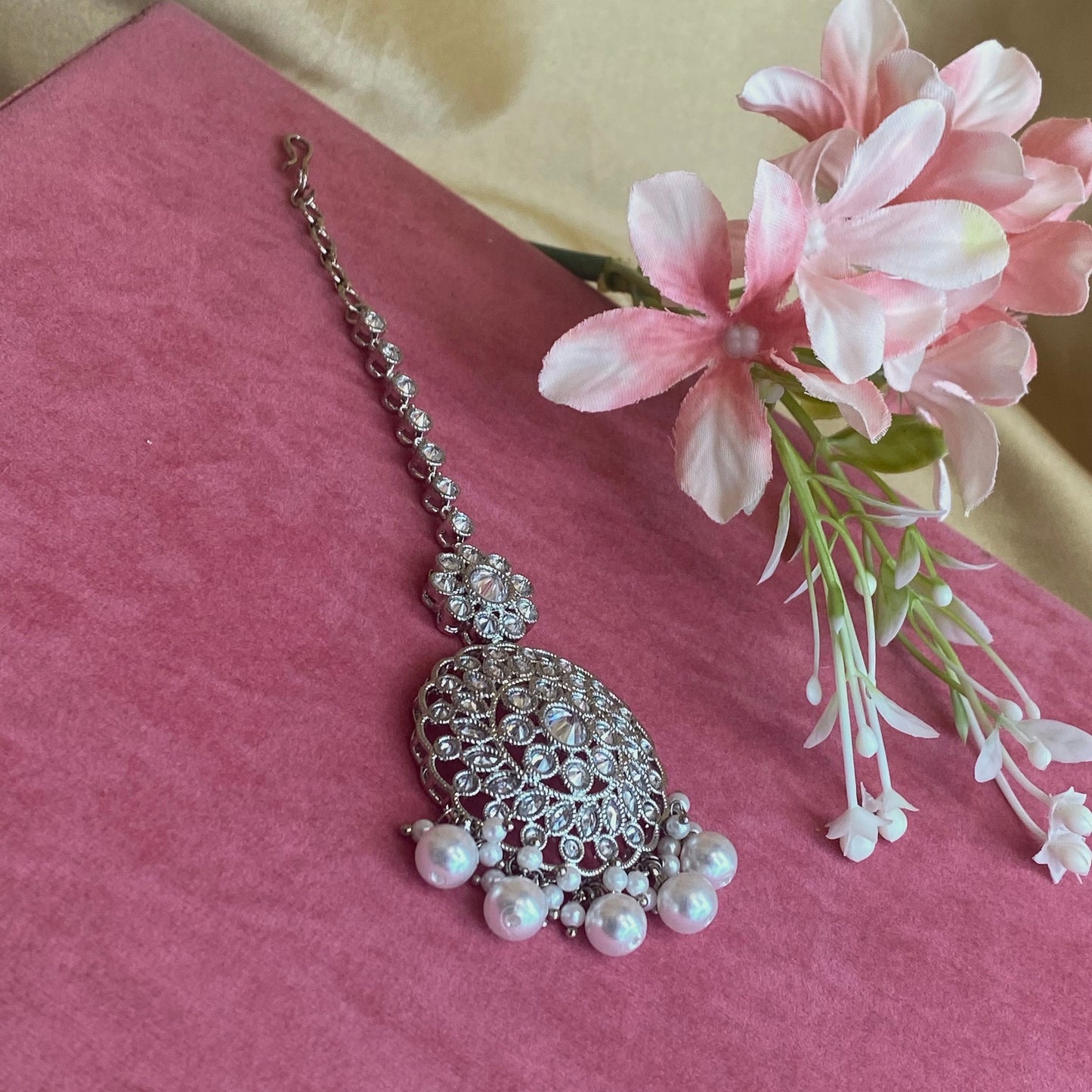 Silver Tikka/ Tikli/ Indian/ Pakistani Fashion Jewellery/ Maang Tikkas