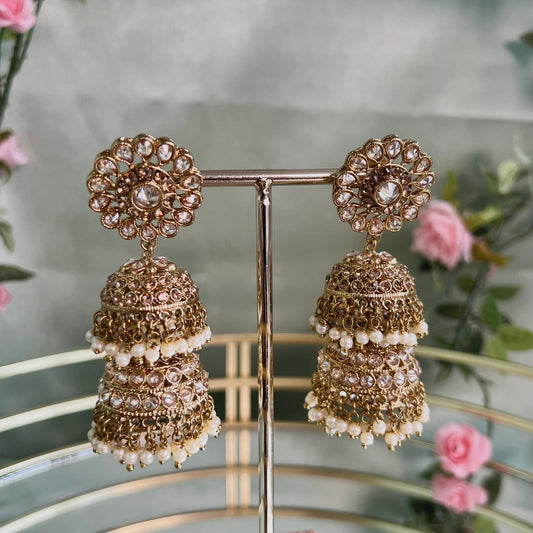 Golden Earring and tikka  wrong pic