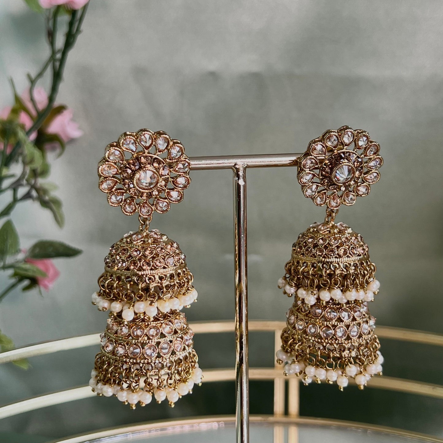 Golden Earring and tikka  wrong pic