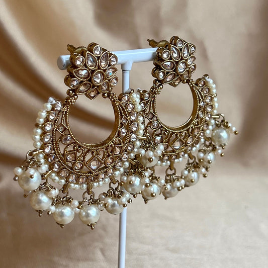 Crystal Earrings- Champagne / Pearl