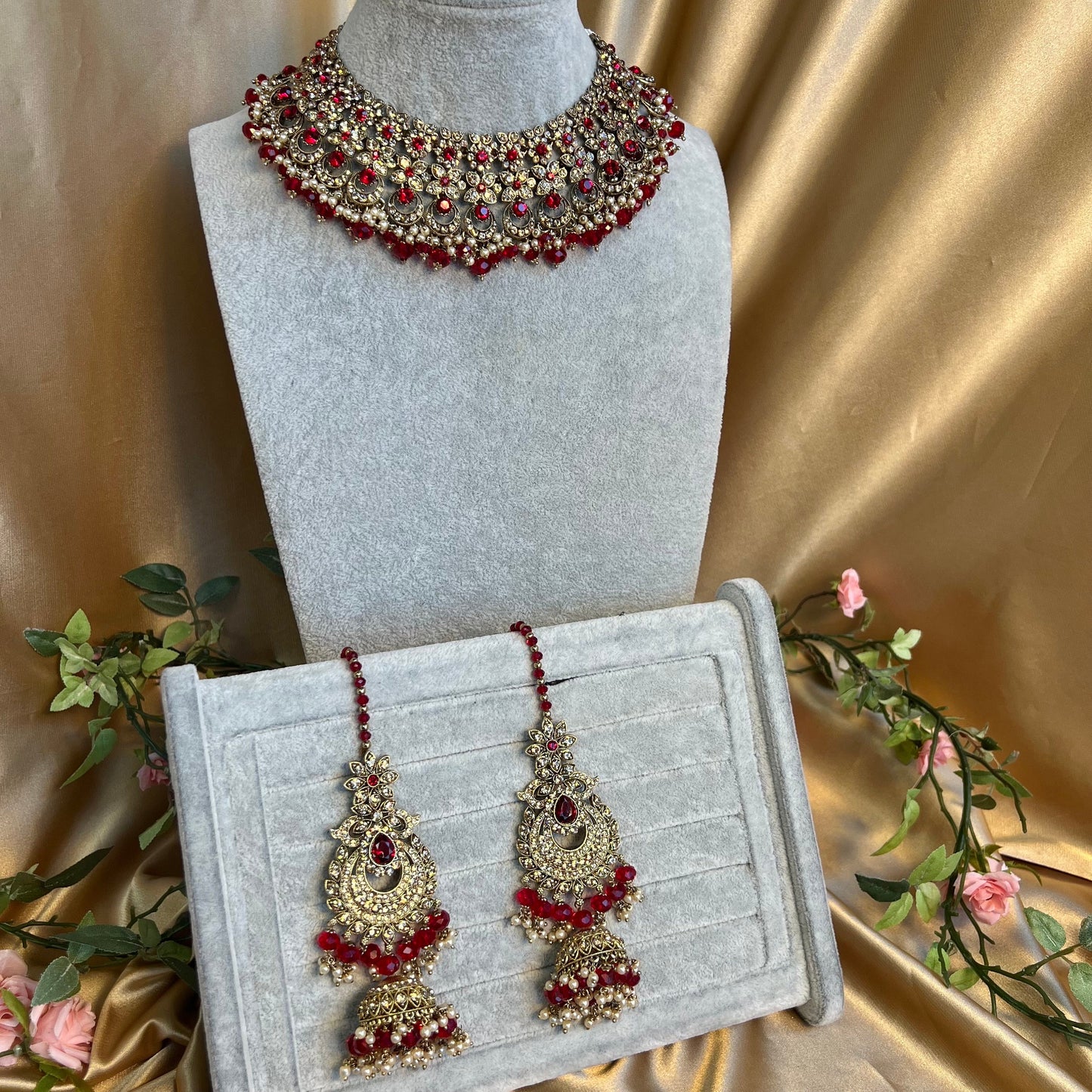 Red Necklace and Earring/ Tikka/ Tikli/ Indian/ Pakistani/Fashion Jewellery/ Gift for Women