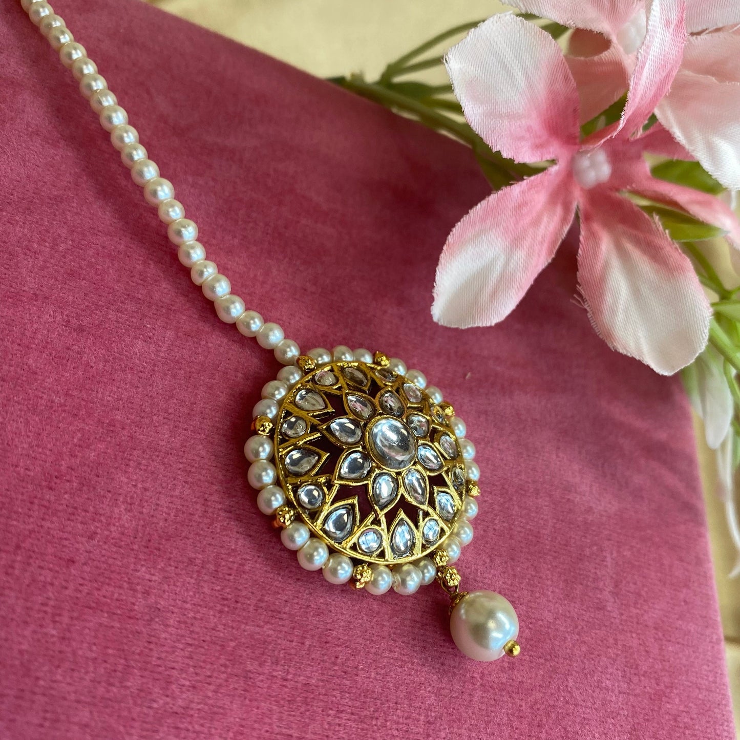 Faux Kundan Tikka/ Tikli/ Indian/ Pakistani Fashion Jewellery/ Maang Tikkas