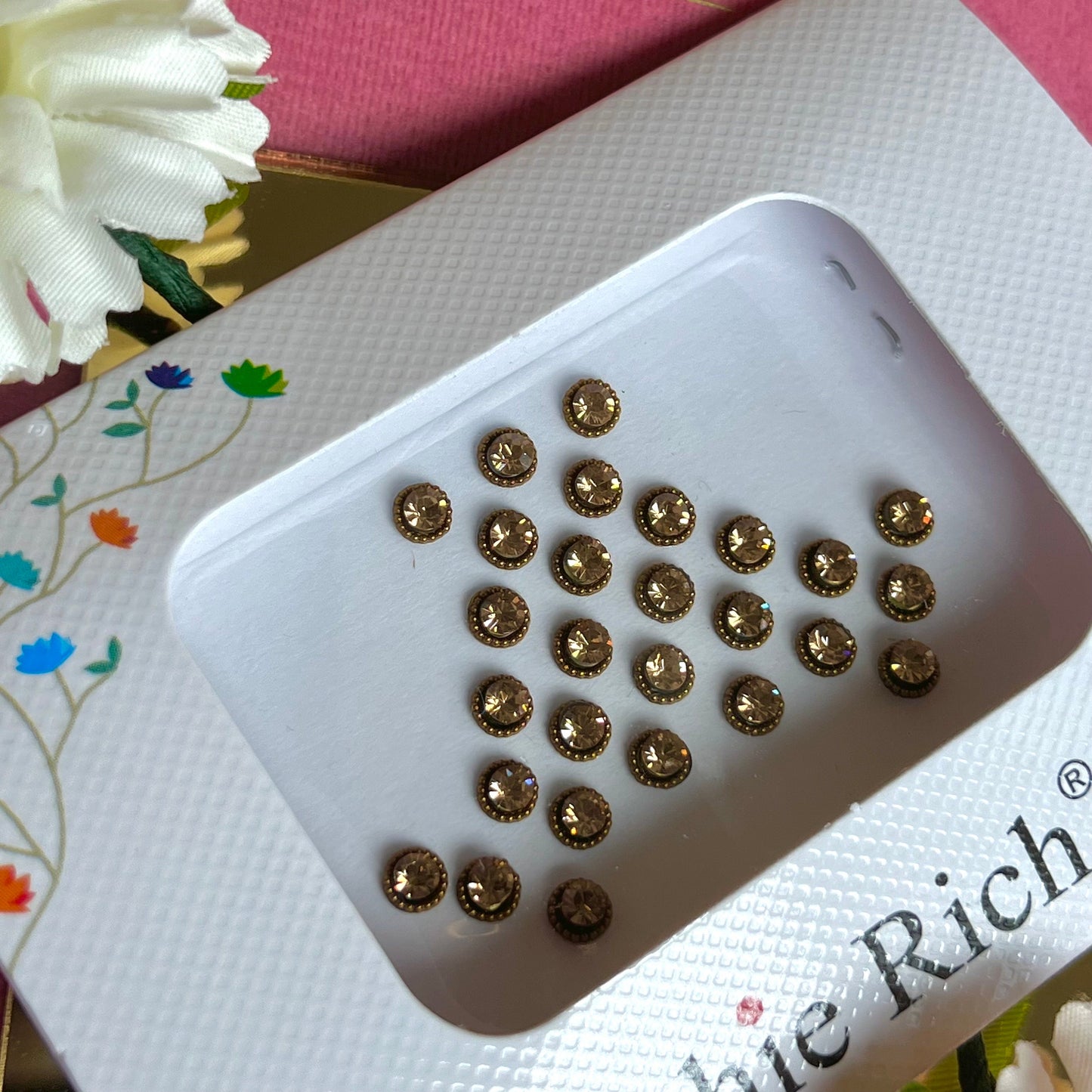 Golden Bindi Pack/ Bindiya/ Chanlo/ Indian Accessory/ Forehead Sticky Gem