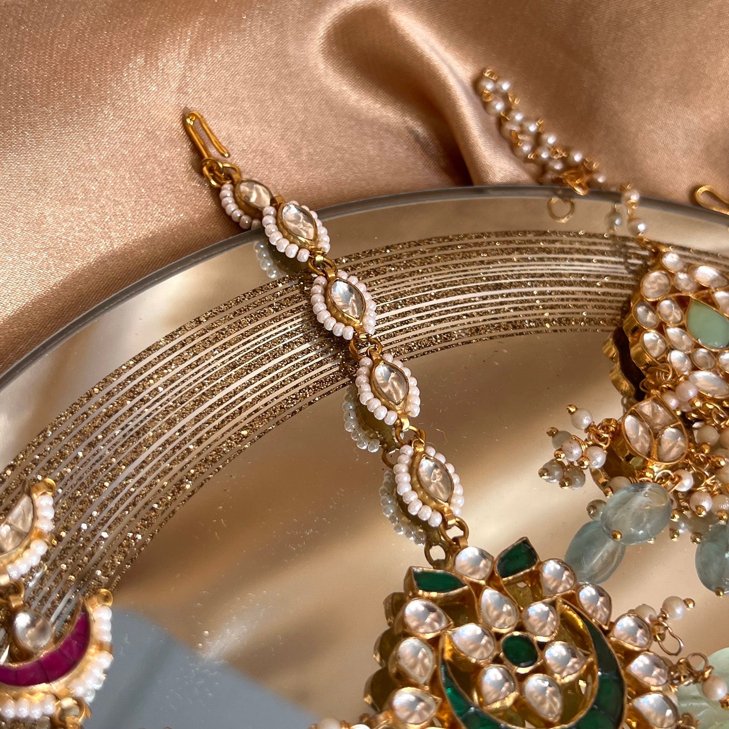 Faux Kundan Tikka- Green/ Tikli/ Indian/ Pakistani Fashion Jewellery