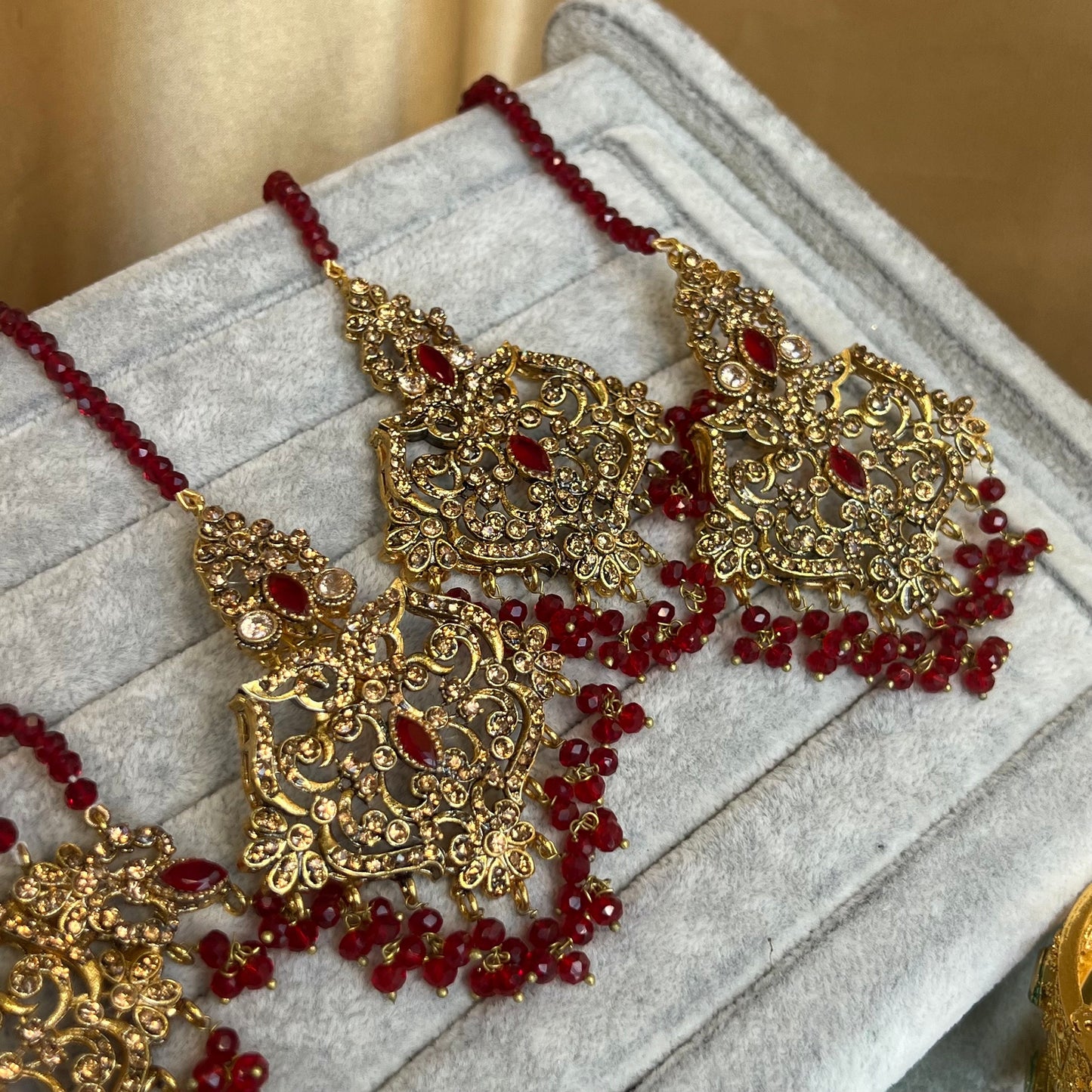 Maroon Earring and Tikka only/  Flat Earring Indian/ Pakistani Style