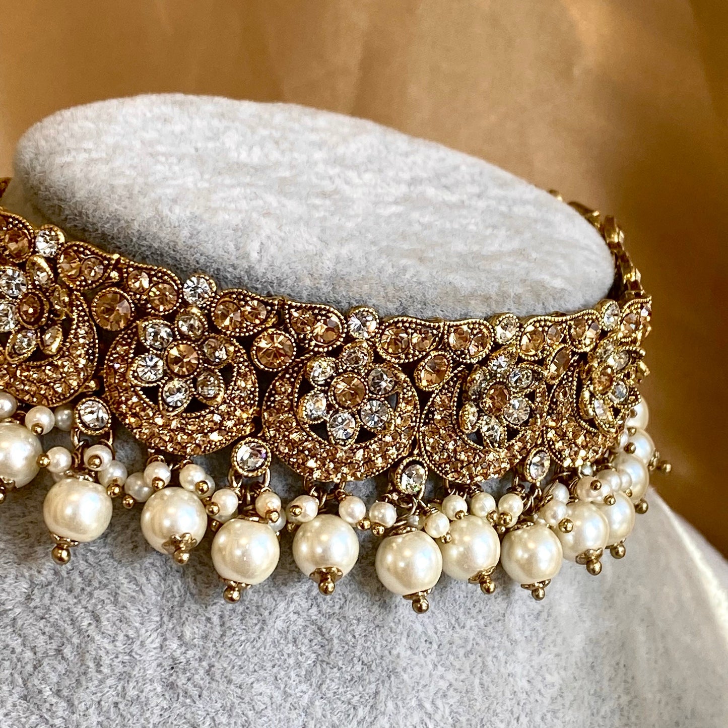 Golden/ Clear Choker Set/ Pearl/ Earring/Tikka/Indian/ Pakistani/Fashion Jewellery/