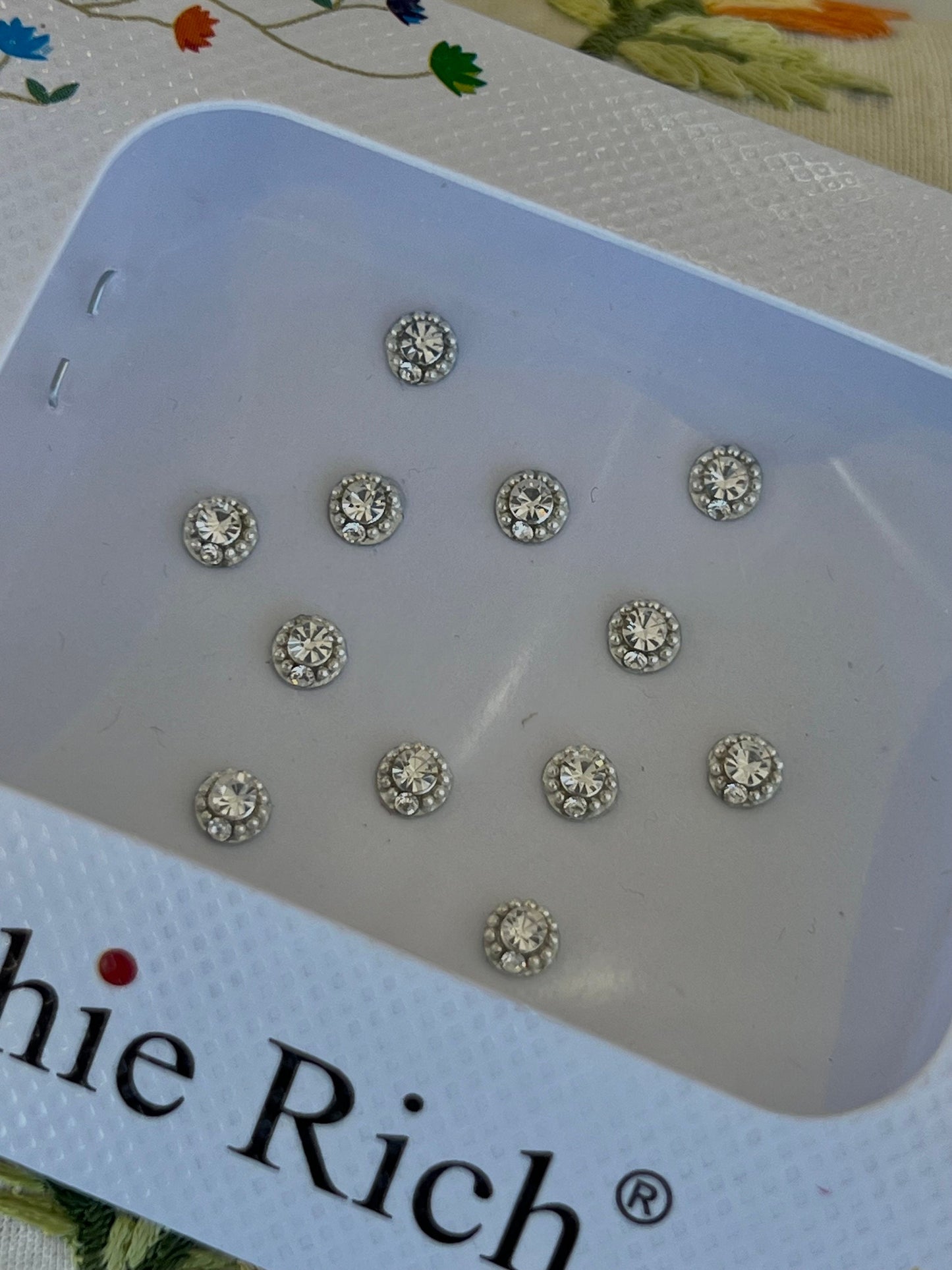 Silver Round Bindi Pack/ Bindiya/ Chanlo/ Indian Accessory/ Forehead Sticky Gem