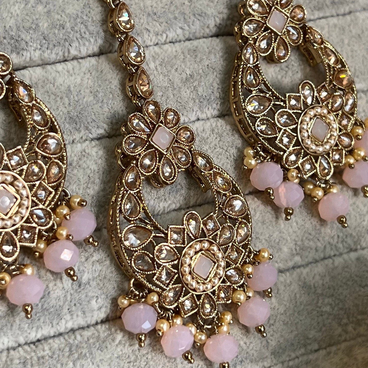 Pink Earring and Tikka set/ Flat Earring Indian/ Pakistani Style